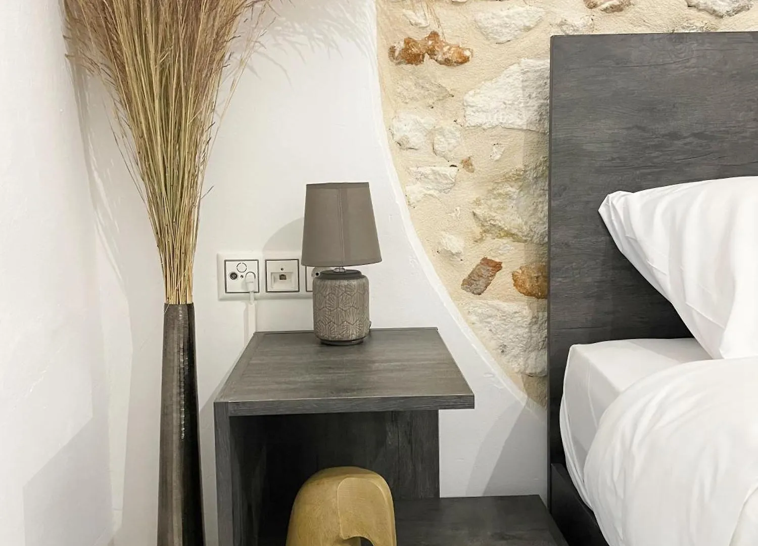 Studios 23 Rethymno 0*,